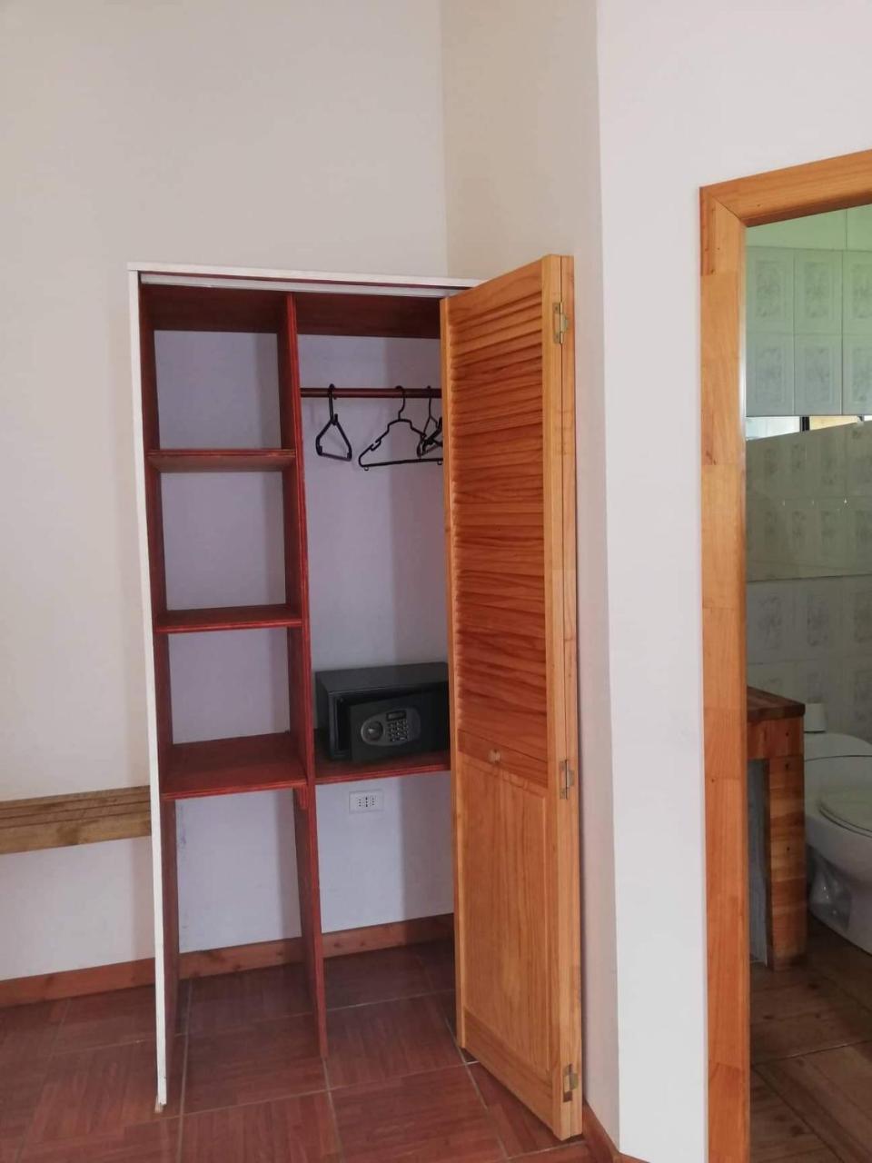 Hotel Atavai ハンガ・ロア エクステリア 写真
